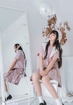 久草美女_免费手机在线看片