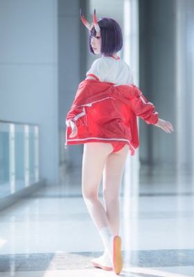 玩弄了裸睡少妇人妻野战_HD免费观看视频